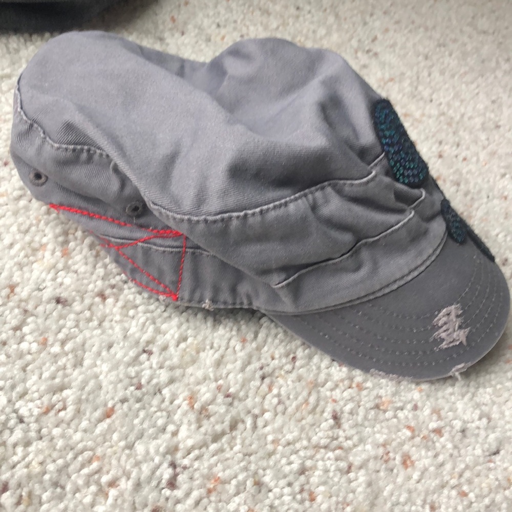 Hat - Picture 2 of 5